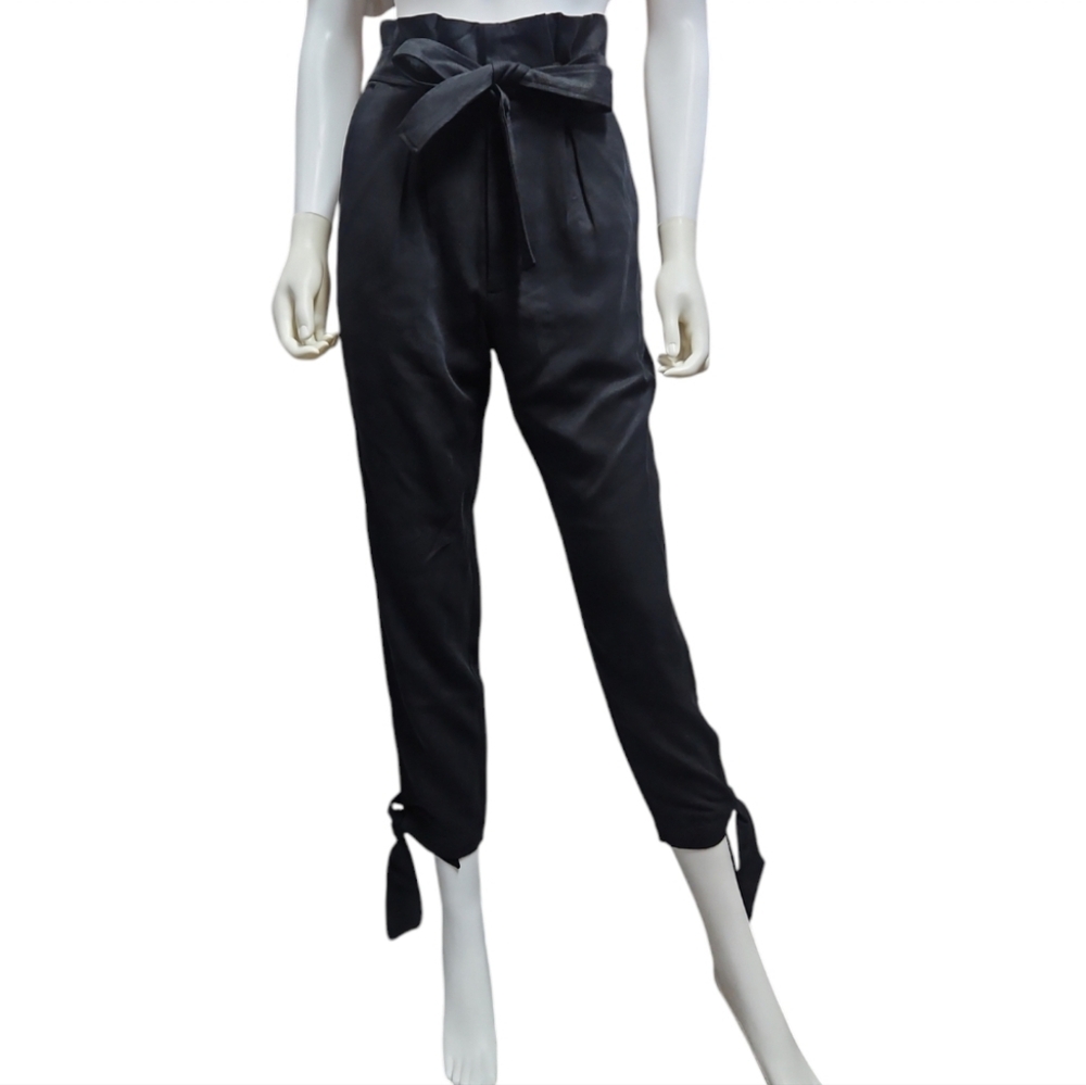 REFORMATION | Avalon High Rise Black Pant in Size 2P - Picture 4 of 8